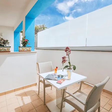 Cava Dell'isola 호텔 3*