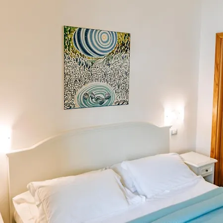 Hotel Cava Dell'isola